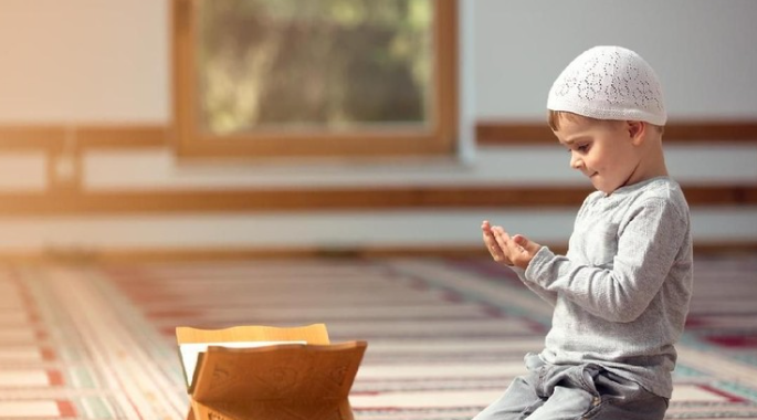 Strategi Terbaik Untuk Membantu Anak Menjadi Khusyuk Dalam Berdoa