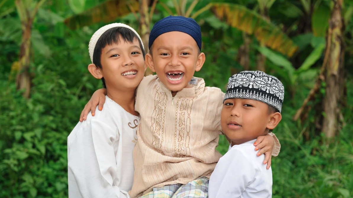 Mempersiapkan Si Kecil Menyambut Puasa Ramadhan Pertamanya
